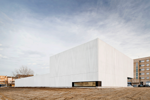 Police-Station-in-Salt-_ext