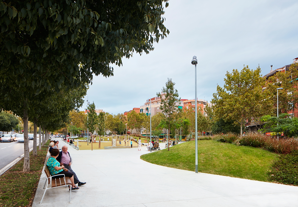 Green space, Badalona, 2017, peris+toral.arquitectes © José Hevia