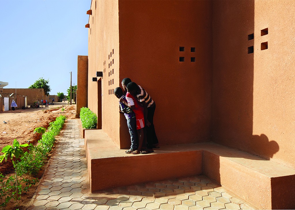 Niamey 2000 Housing, façade sud © united4design