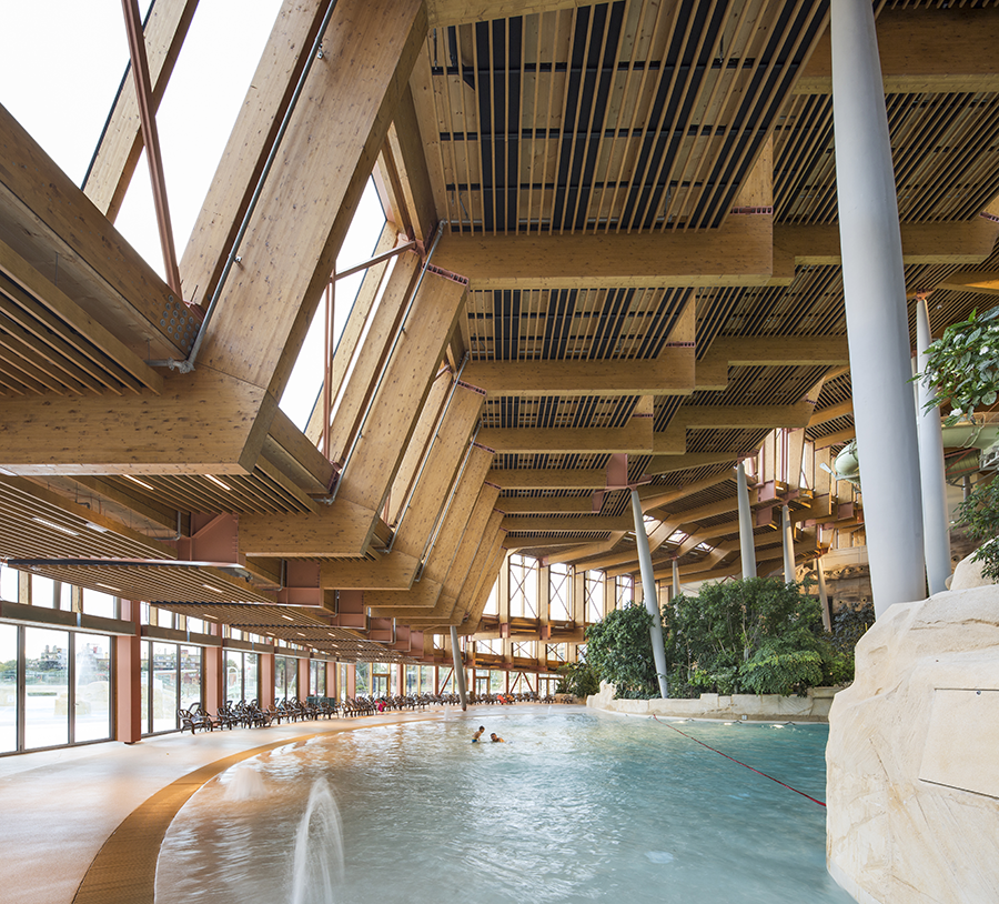 Aqualagon - Jacques Ferrier Architecture © Luc Boegly
