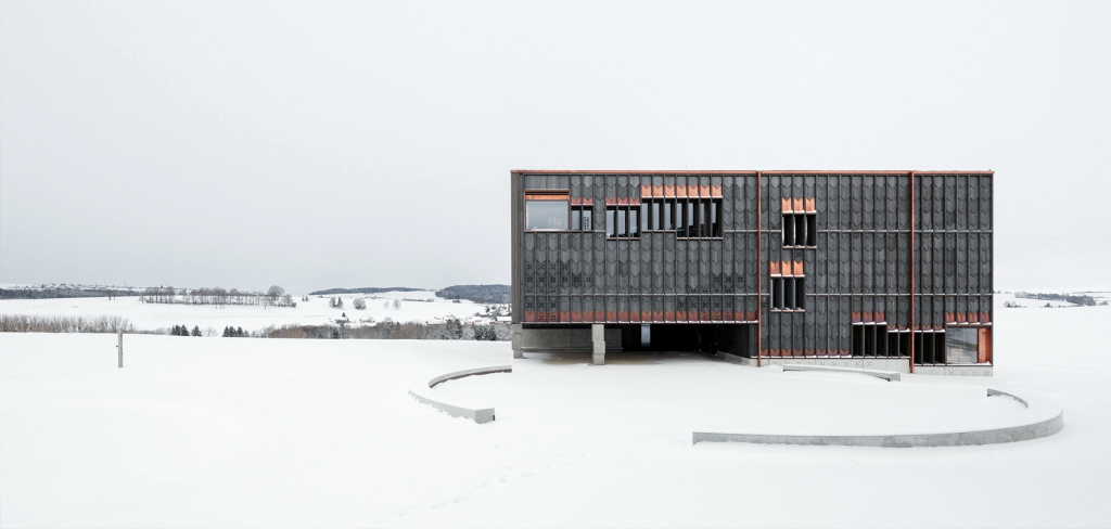 School, Orsonnens, Swiss, 2014.© Luis Diaz