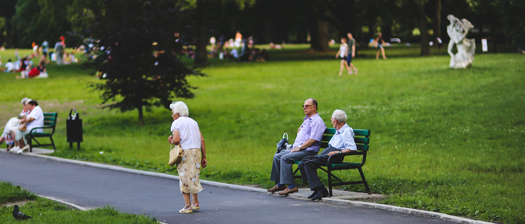 séniors-personnes-agées-retraite-retraitée-images-photos-gratuites-1560x1040