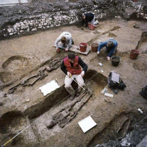 cycle-de-conferences-sur-l-archeologie-des-necropoles-en-seine-saint-denis (1)