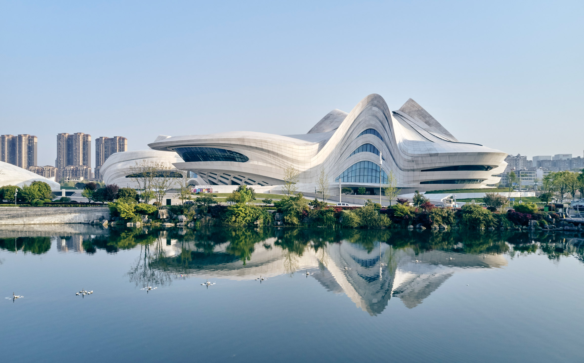 changsha-meixihu-international-culture-art-centre-zaha-hadid-architecture-china_dezeen_2364_col_26