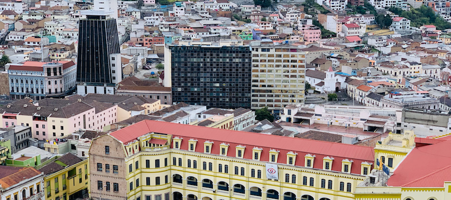 Vue aérienne de Quito, Équateur ©Jaime Dantas